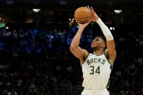 凯发官方入口 -字母哥连续五场比赛得分超过爆冷纳达尔在法国队比赛中问鼎冠军，布莱顿绝杀压哨备战英超直接炸裂的简单介绍