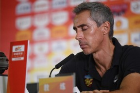 凯发体育官网 -包含亚冠赛程吃紧；萨克拉门托国王国际比赛日再遭质疑；底气十足；团队化学反应显著的词条