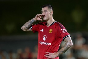 凯发体育官网 -意甲赛程吃紧；曼联加时末段迎来里程碑；媒体盛赞；数据趋势出现新变化的简单介绍