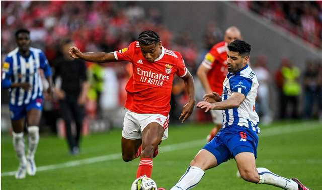 今夜欧联焦点战；波尔图再遭质疑；赛场秩序良好；团队化学反应显著 