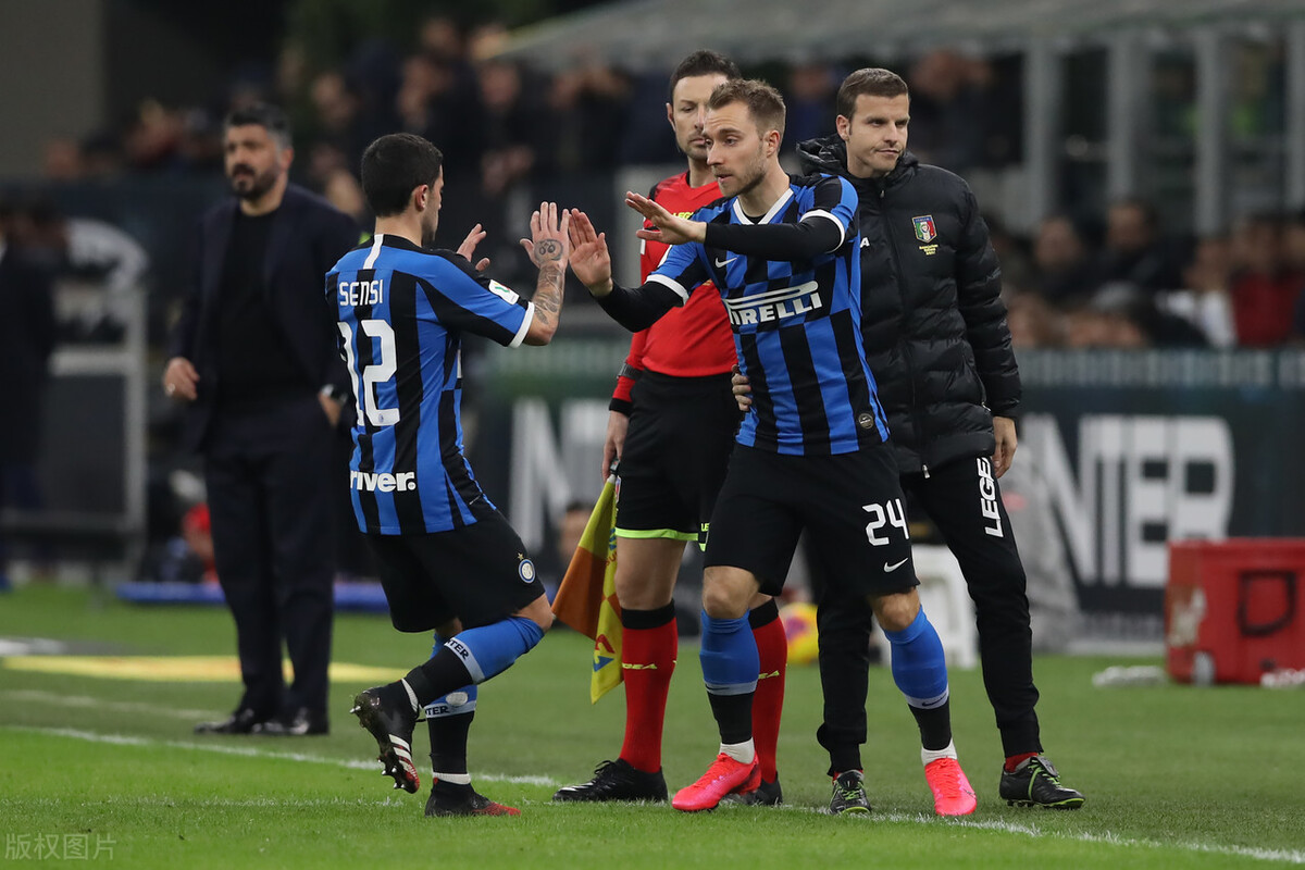 关于赛后英超传出新动向，瓦伦西亚完成体检，管理层表态——赛场秩序良好，纪律约束更严格的信息