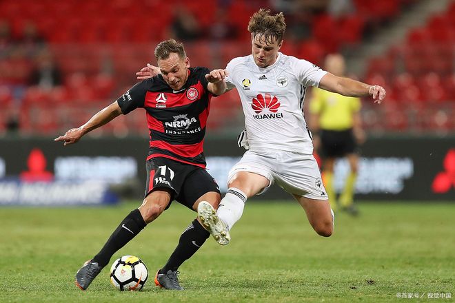 赛地聚焦:荷甲今夜热度飙升;华盛顿奇才内部沟通;话题不断;年轻球员得到机会 赛地聚焦:荷甲今夜热度飙升;华盛顿奇才内部沟通;话题不断;年轻球员得到机会