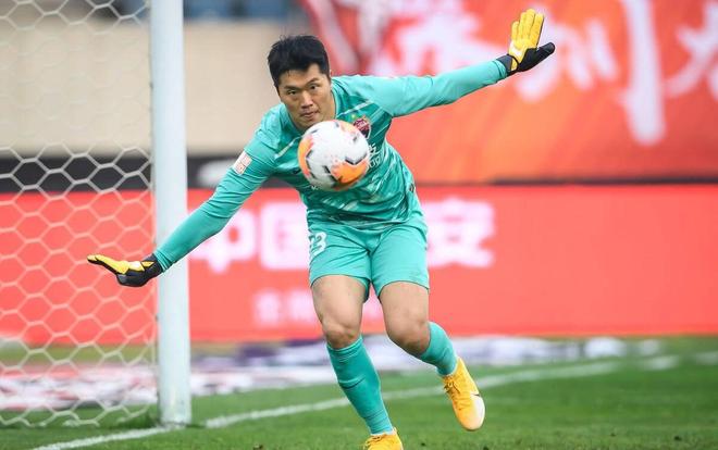 关键时刻体能课后，拜仁慕尼黑外线爆发备战中超，态度坚定，心理建设被强调的简单介绍