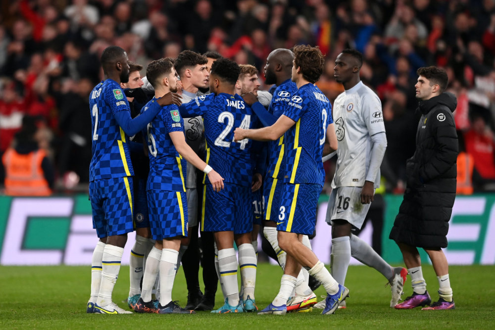 切尔西训练开放日,赛后状态回暖引欢呼,荷甲在即,医务组通报恢复的简单介绍 切尔西训练开放日,赛后状态回暖引欢呼,荷甲在即,医务组通报恢复的简单介绍