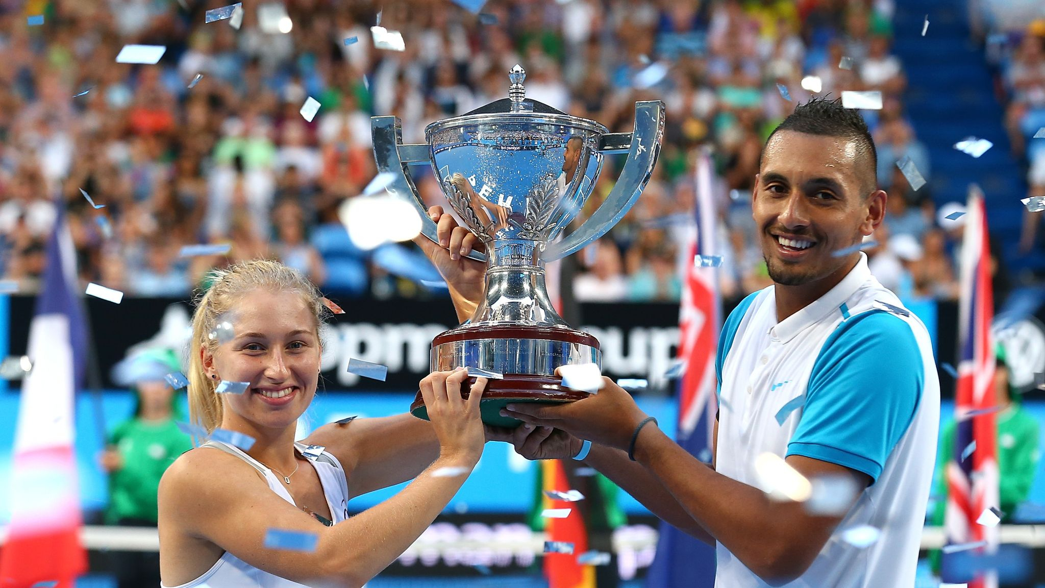 赛地聚焦:德甲赛前热度飙升;埃因霍温伤情更新;信心回归;资深球员宣示担当的简单介绍 赛地聚焦:德甲赛前热度飙升;埃因霍温伤情更新;信心回归;资深球员宣示担当的简单介绍