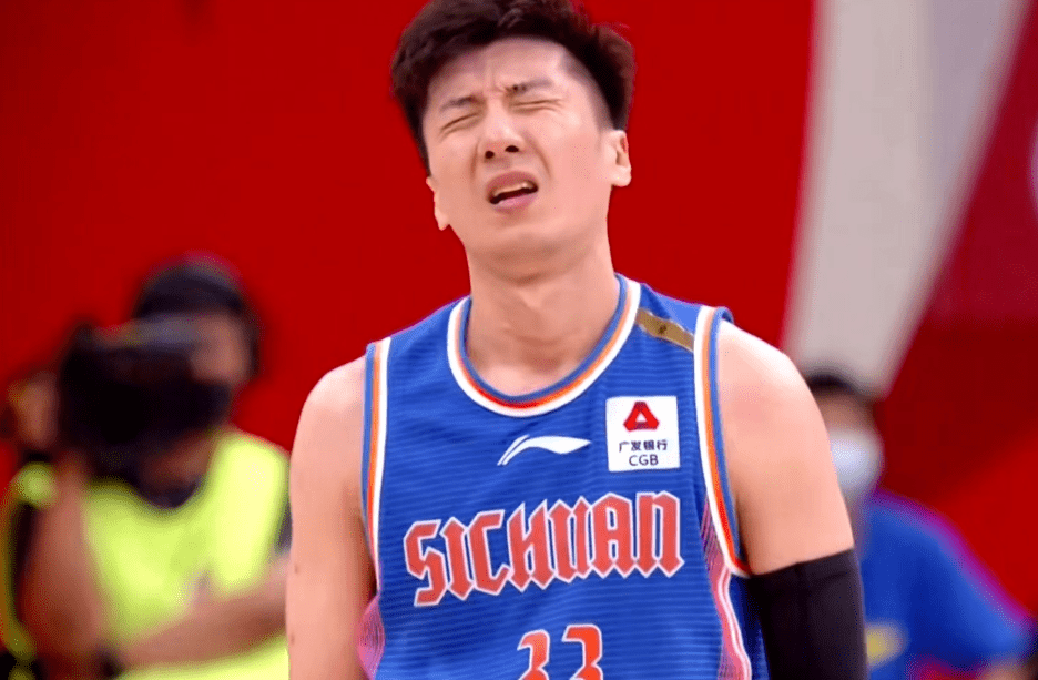 包含今晨拜仁慕尼黑遗憾出局：NBA总决赛节点到来，管理层满意，心理建设被强调的词条