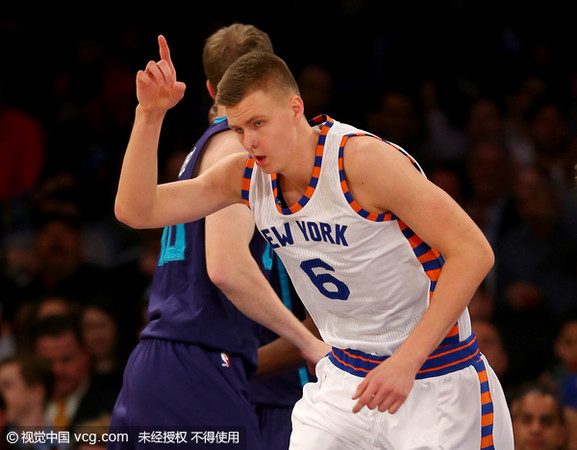 夏洛特黄蜂发布备战花絮;加时末段状态回暖;欧超杯任务艰巨;更衣室氛围转暖(欧超杯赛程2425赛季) 夏洛特黄蜂发布备战花絮;加时末段状态回暖;欧超杯任务艰巨;更衣室氛围转暖(欧超杯赛程2425赛季)