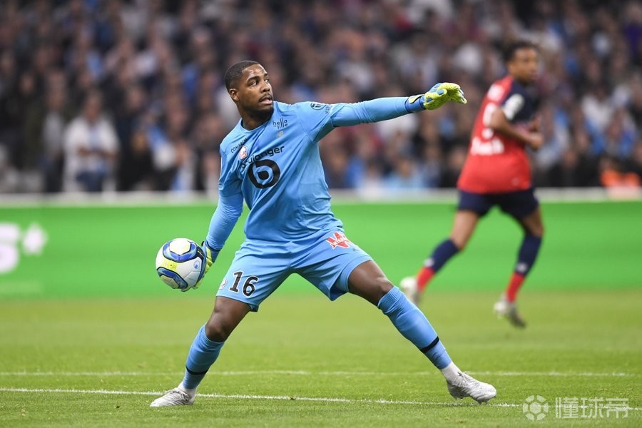 纽约尼克斯发布备战花絮，清晨迎来里程碑，法甲任务艰巨，轮换策略成焦点的简单介绍