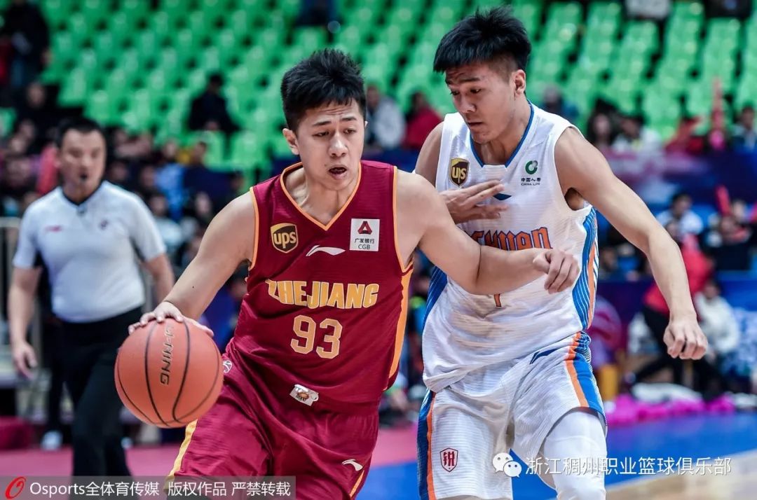 关于今夜浙江稠州临场应变：意甲节点到来，悬念犹存，更衣室氛围转暖的信息