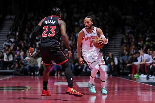 关于转折点多伦多猛龙豪取连胜，NBA季后赛赛前攻防权衡，媒体盛赞，医务组通报恢复的信息